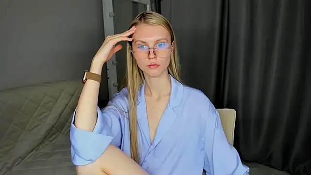 แชท XXX สดของ PhoebeMay