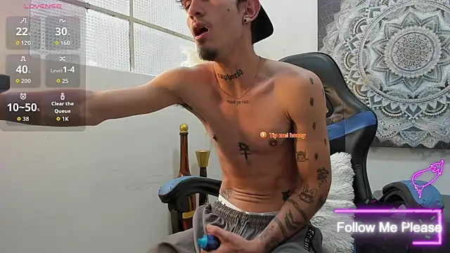 nextboywell1 Adlı Modelin Canlı XXX Sohbeti