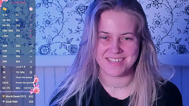 แชท XXX สดของ AngelAnty