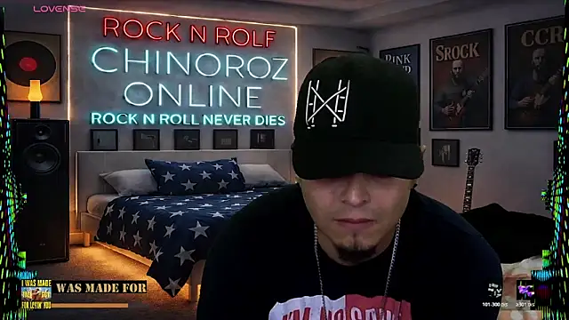 Онлайн чат XXX chino_roz