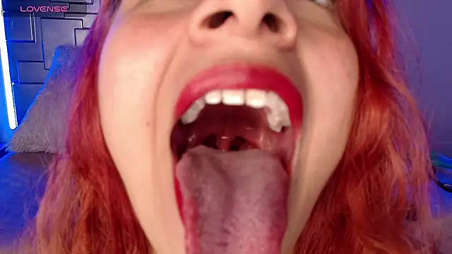 lunabloom2 Webcam-Show