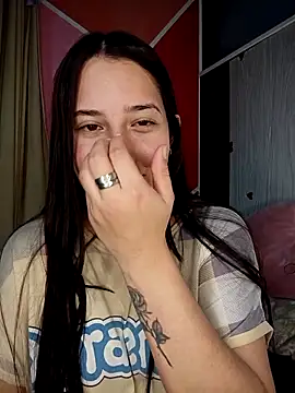 XXX chat uživo modela Mysticdooll69