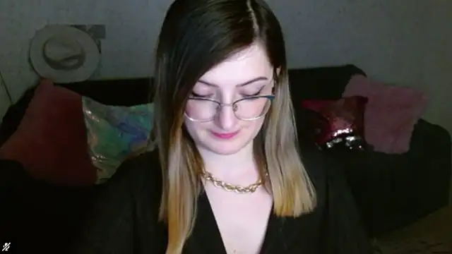 Arielsssplash 现场XXX聊天