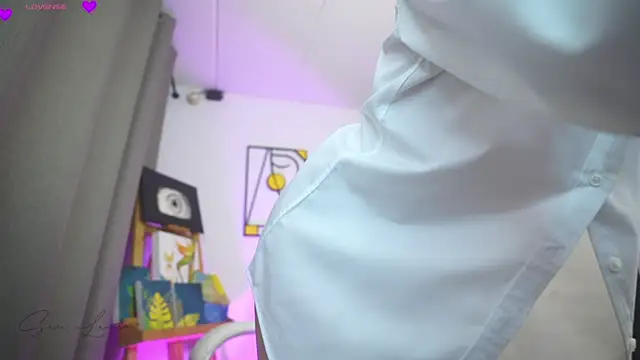 Chat XXX ao vivo de sara-lauren