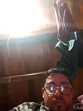 Chat XXX ao vivo de RAJV_