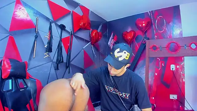 Онлайн чат XXX Hot_Boys_69