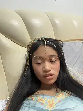 srr6677 live XXX chat