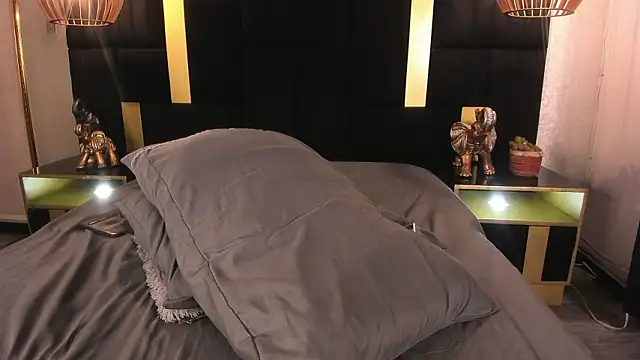 Lucio__Fox Chat XXX in diretta