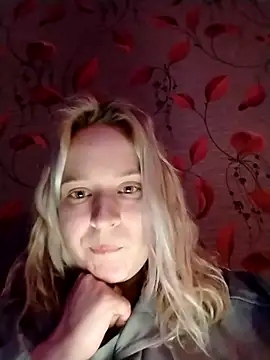 Chat +18 de Mila_weed ao vivo