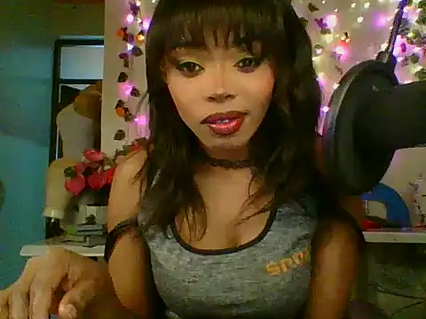 Anaconda2350 Live XXX Chat