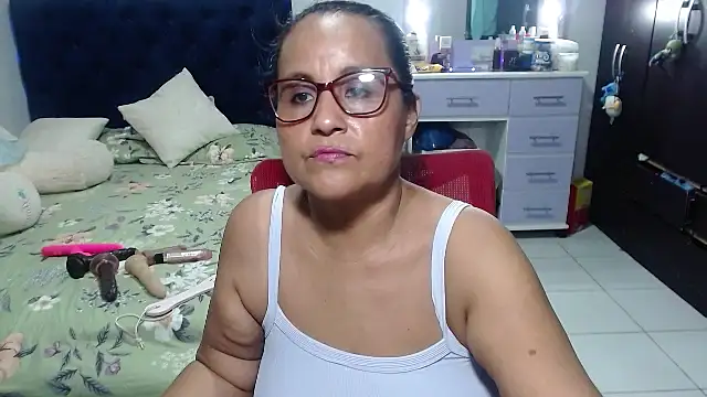 pervert_mommy_ – Naživo XXX chat