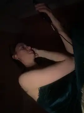 Chatroom XXX en direct de Flossy_Vettie