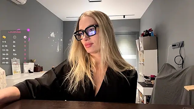 SoftnessMila Obrolan Langsung XXX