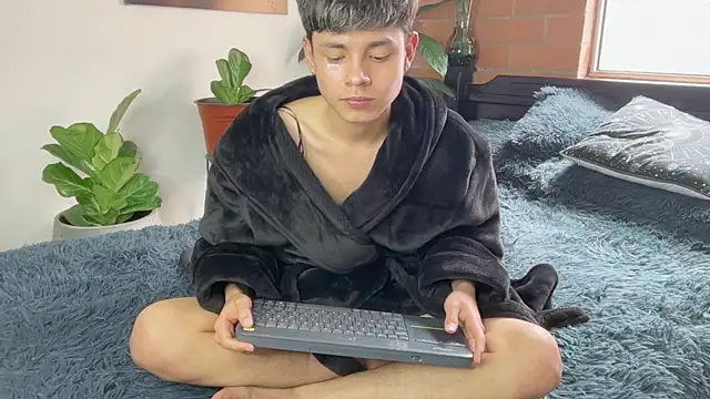 Živý XXX chat Andy_Belier23