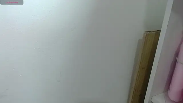 แชท XXX สดของ INDIAN_HORNY1