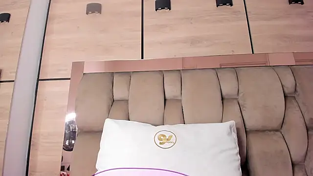 karol_lewiss Live XXX-Chat