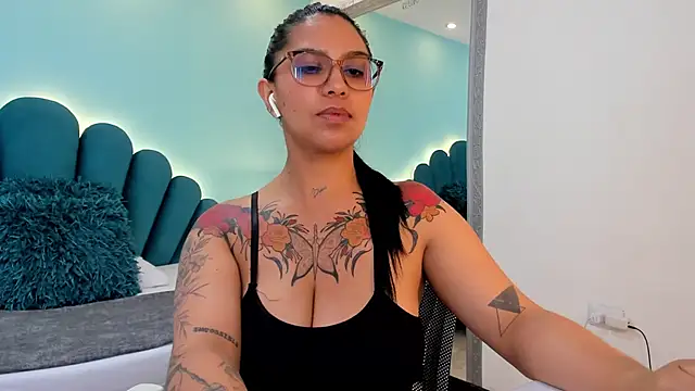 Czat XXX na żywo – sharlott18