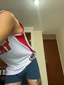 ChicoMaloFfF Adlı Modelin Canlı XXX Sohbeti