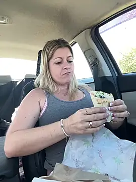 NikkiBlisss Chat XXX in diretta