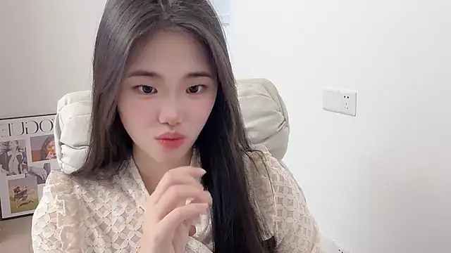 suki-1 Chat XXX live