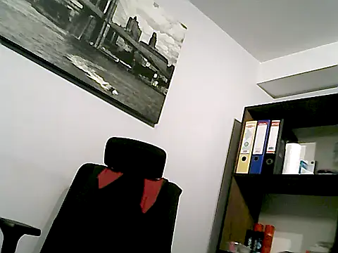 mastercharisma35 Adlı Modelin Canlı XXX Sohbeti