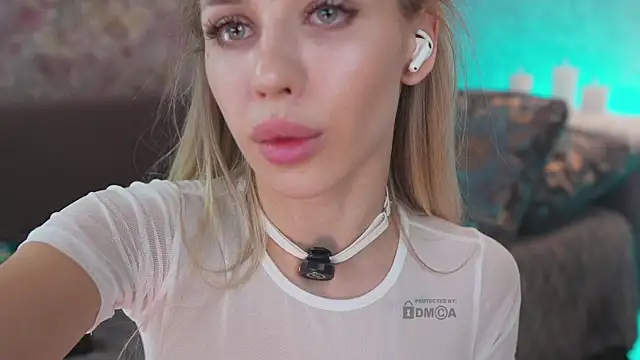 misstics_ live XXX chat