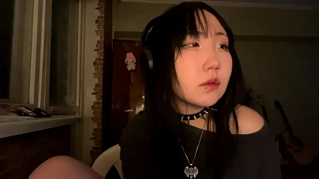 Yunananaa Chat XXX in diretta