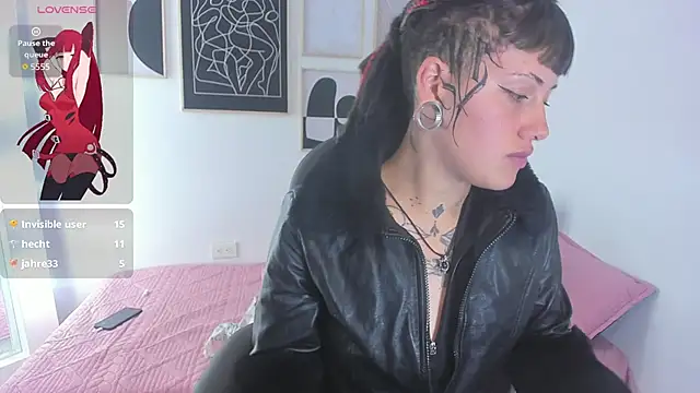 Czat XXX na żywo – _sharlotte777