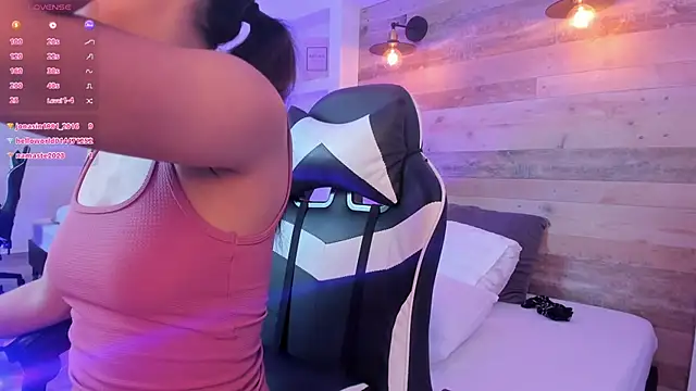 desireee_ 现场XXX聊天