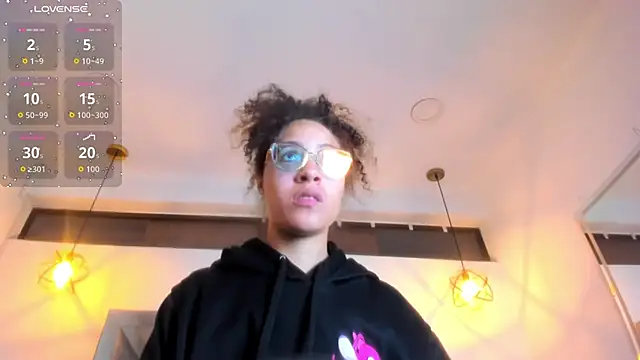 Živý XXX chat Hanna_Cornee_