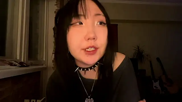 Yunananaa: онлайн-секс-чат