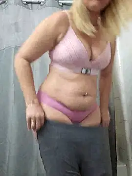 XXX chat uživo modela NikkiBlisss