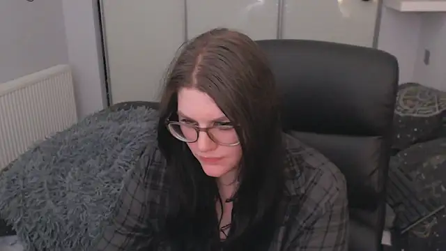 Živý XXX chat GothSuccubusBabe