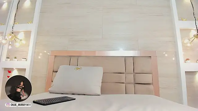 chloe_murray Adlı Modelin Canlı XXX Sohbeti