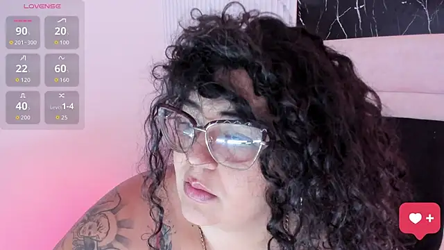 Chat XXX en directo de Reginavegaa