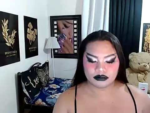 TSbrianaHugeCock's Live XXX Chat