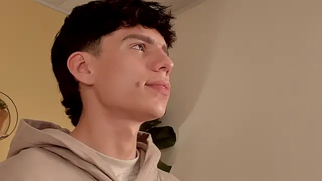 Angel_eros_ 现场XXX聊天