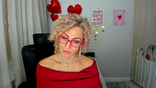 MuseOfStage élő XXX-chatje