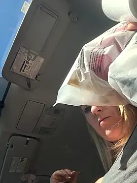 NikkiBlisss Obrolan Langsung XXX