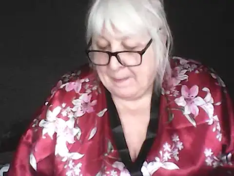 Alexia64231: διαδικτυακό σόου στην κάμερα