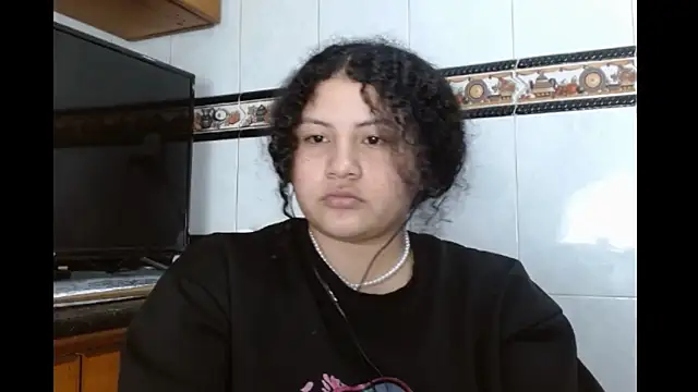 Baby_dirt Adlı Modelin Canlı XXX Sohbeti