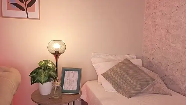 Živý XXX chat DahianaWalcott