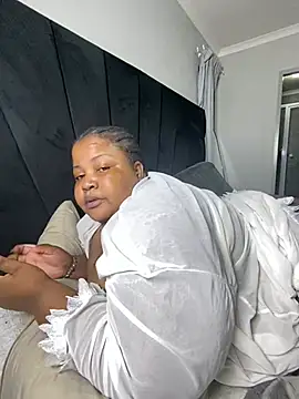 Chatroom XXX en direct de MissLola27