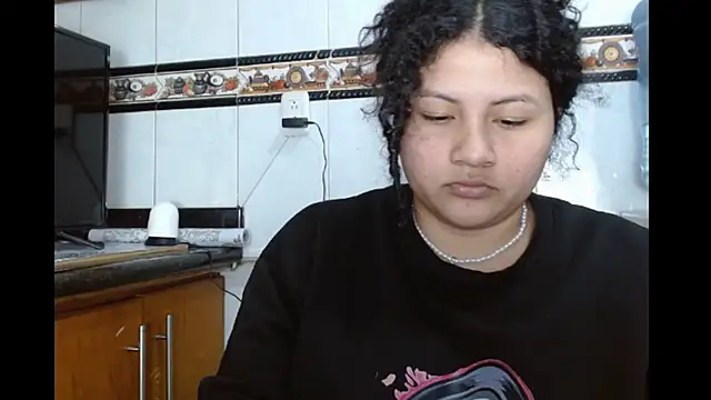 Baby_dirt live XXX chat