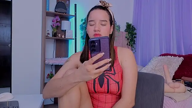 Chat XXX Live emilyrouxe