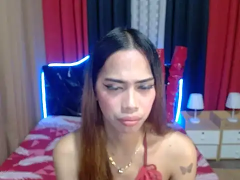 Chat +18 de Oksana_Asian ao vivo