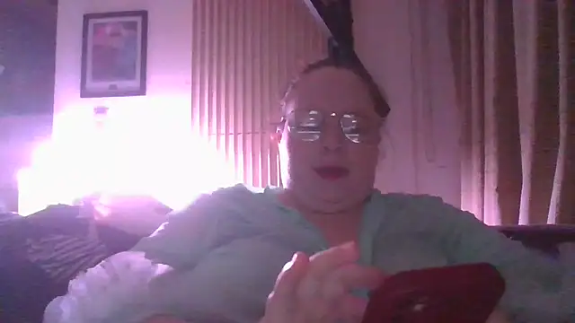 Sarahtjeuh_ Chat XXX in diretta