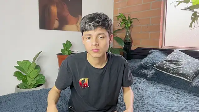 Chat XXX en directo de Andy_Belier23