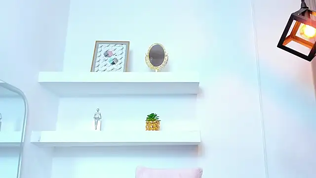 IsabellaMonet's Live XXX Chat