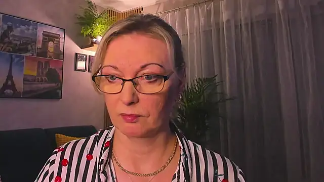 vanessa_chat Show Webcam